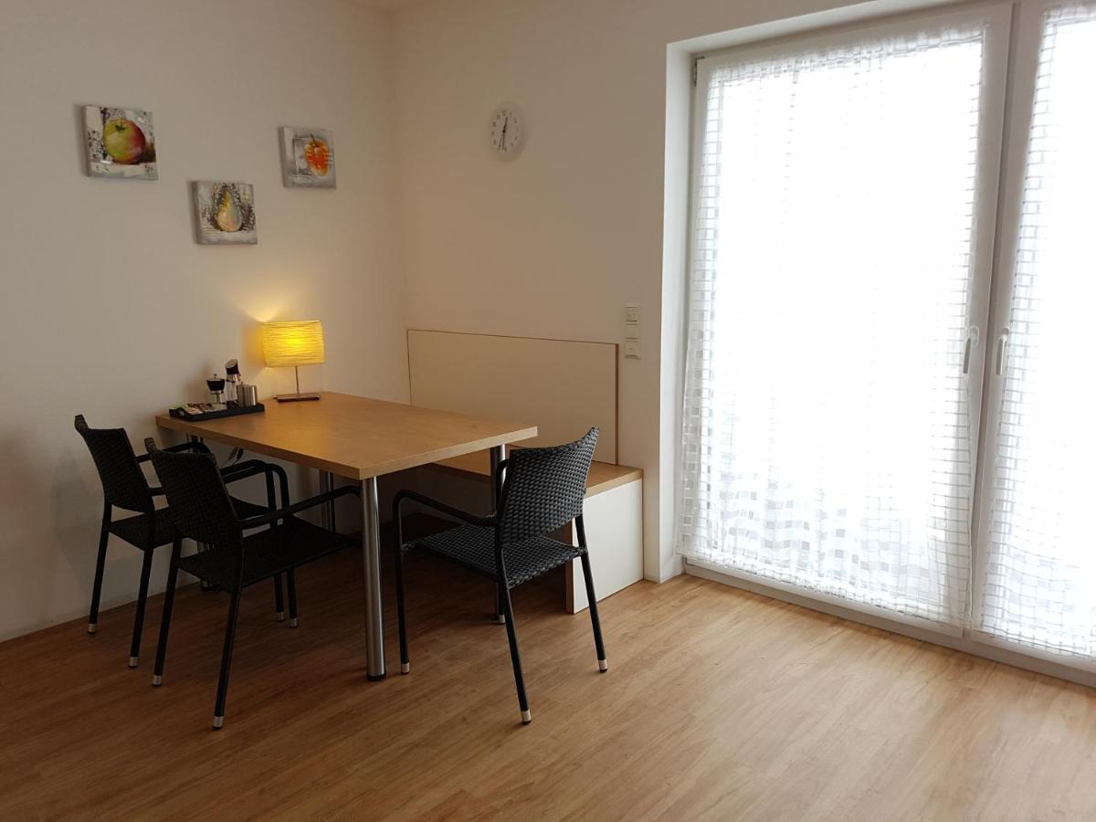 בורגאו L-Appartements מראה חיצוני תמונה